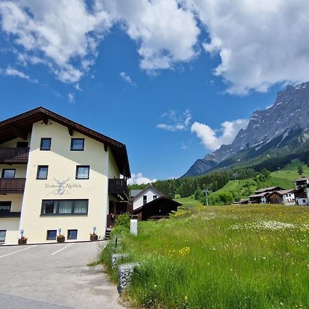 Tiroler Alpblick Appartements エールヴァルト エクステリア 写真