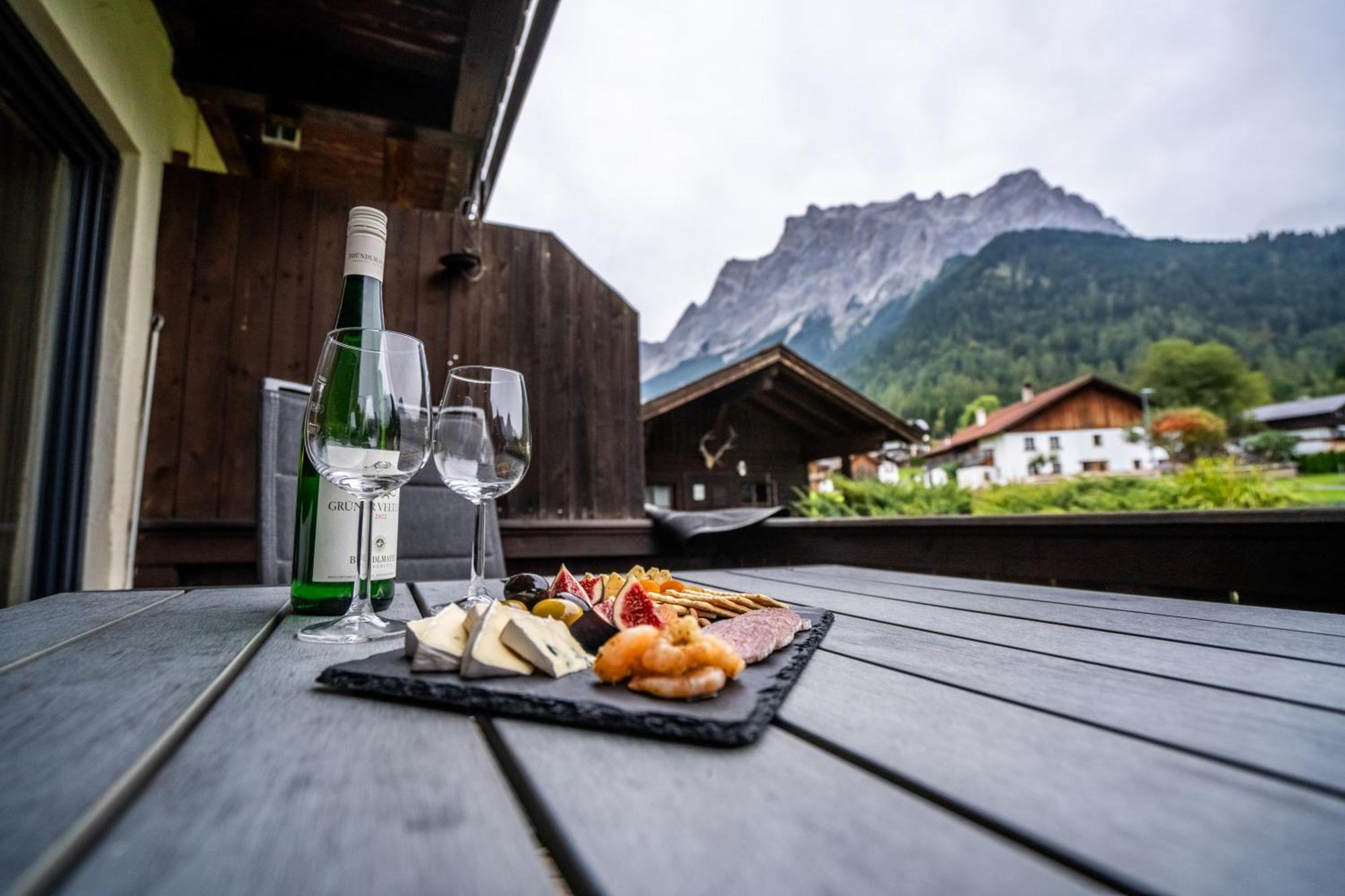 Tiroler Alpblick Appartements エールヴァルト エクステリア 写真