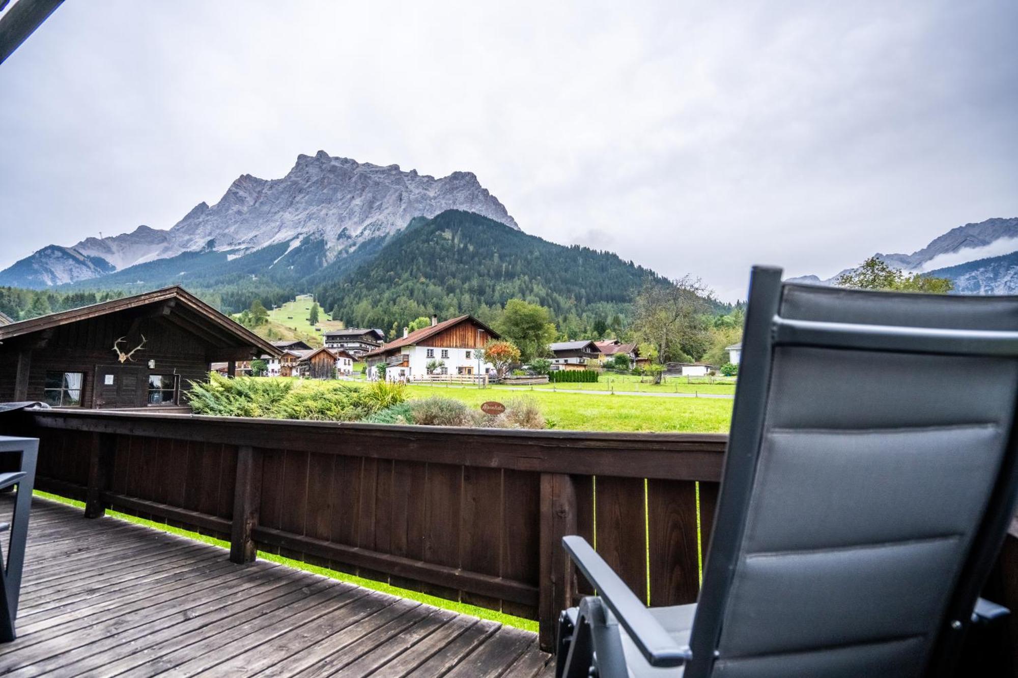 Tiroler Alpblick Appartements エールヴァルト エクステリア 写真