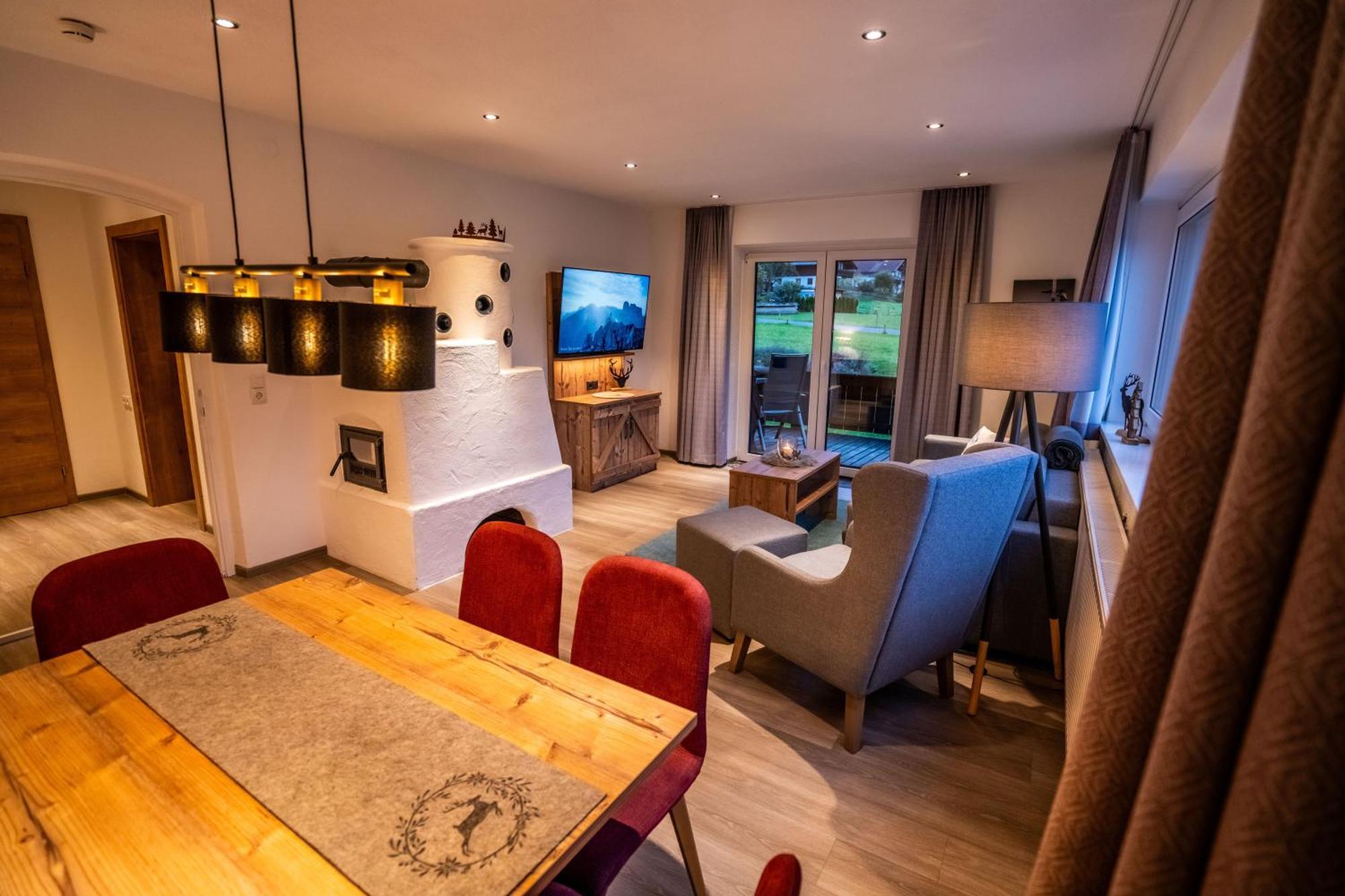 Tiroler Alpblick Appartements エールヴァルト エクステリア 写真