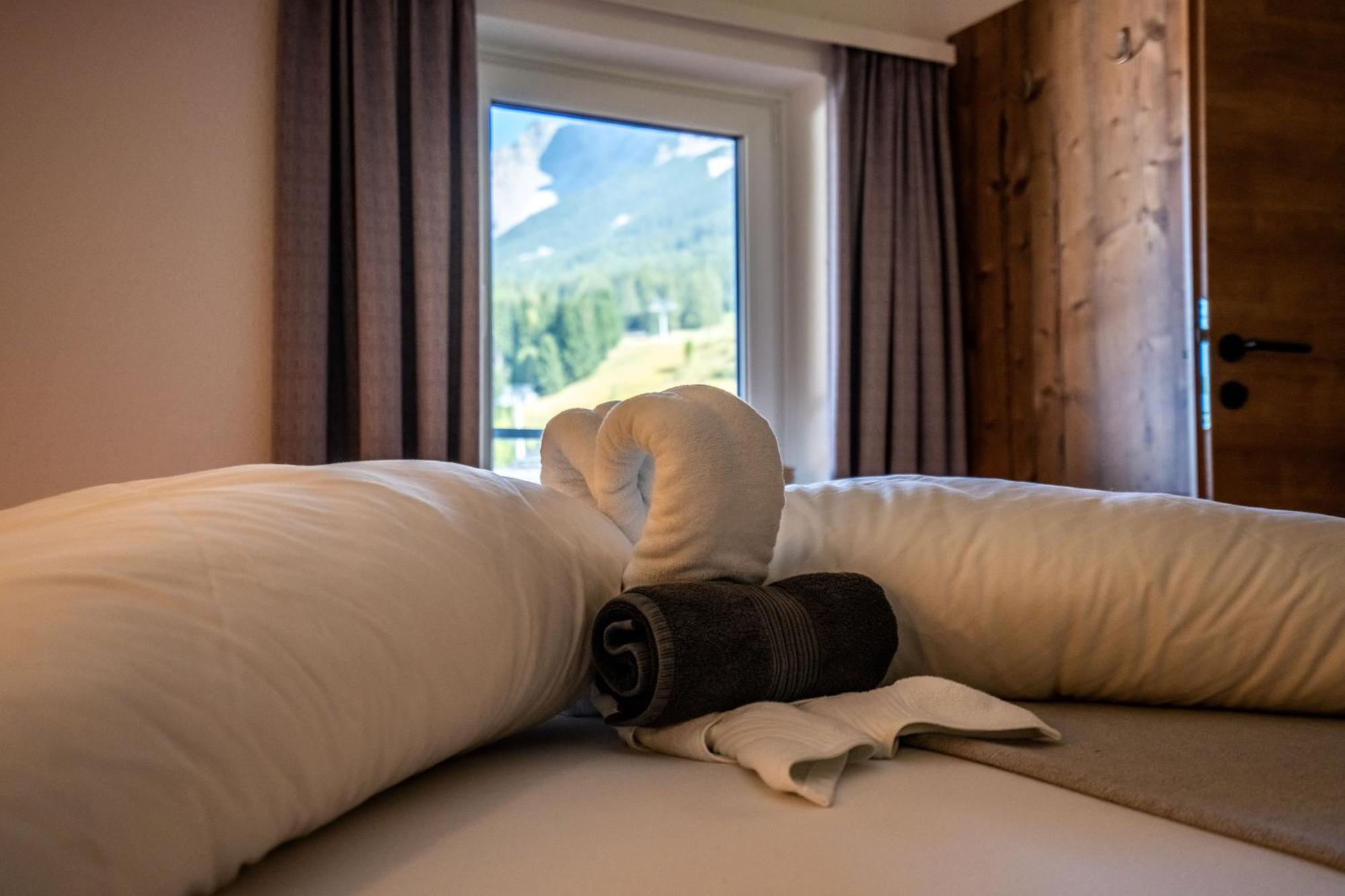 Tiroler Alpblick Appartements エールヴァルト エクステリア 写真