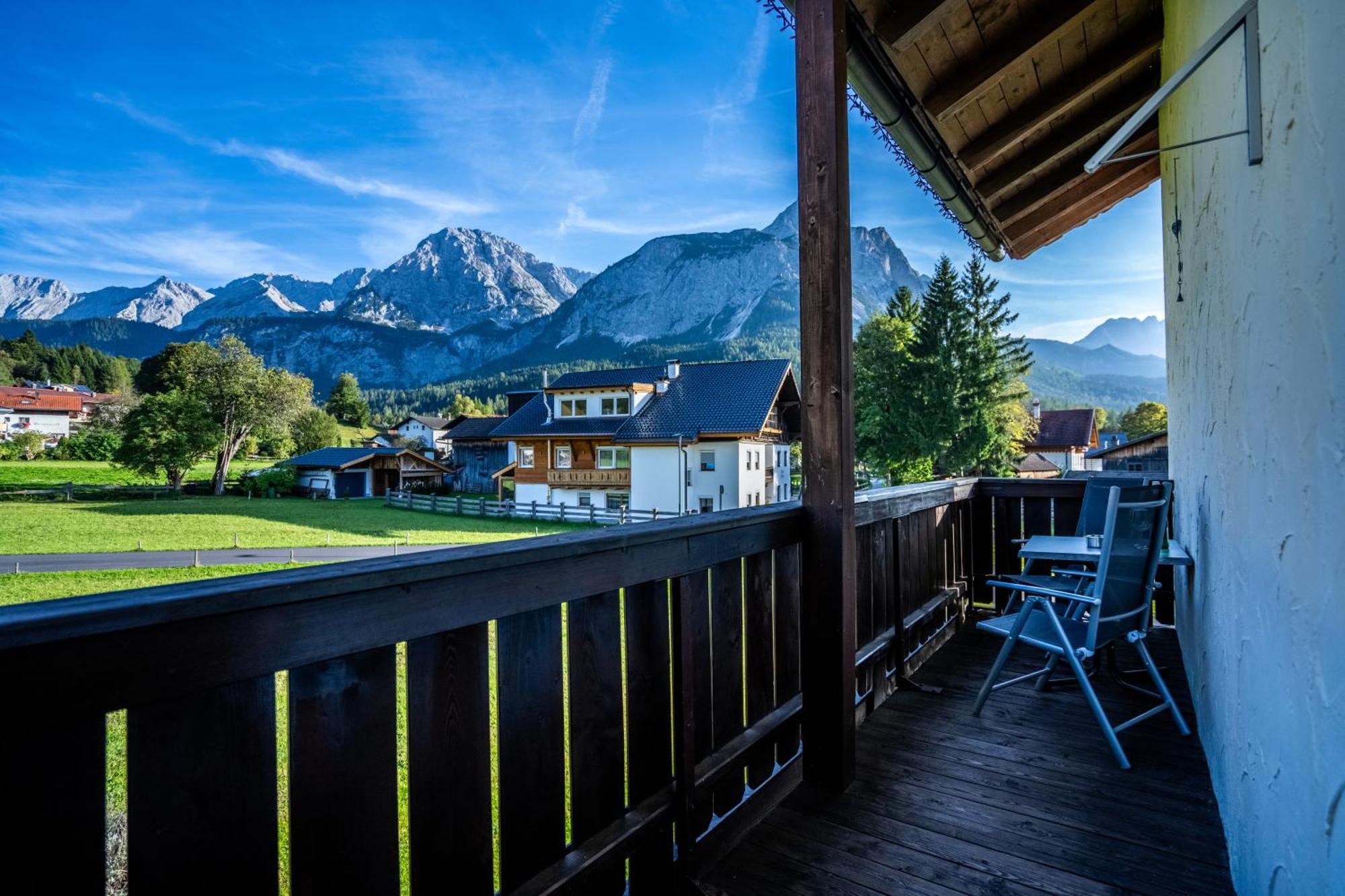 Tiroler Alpblick Appartements エールヴァルト エクステリア 写真
