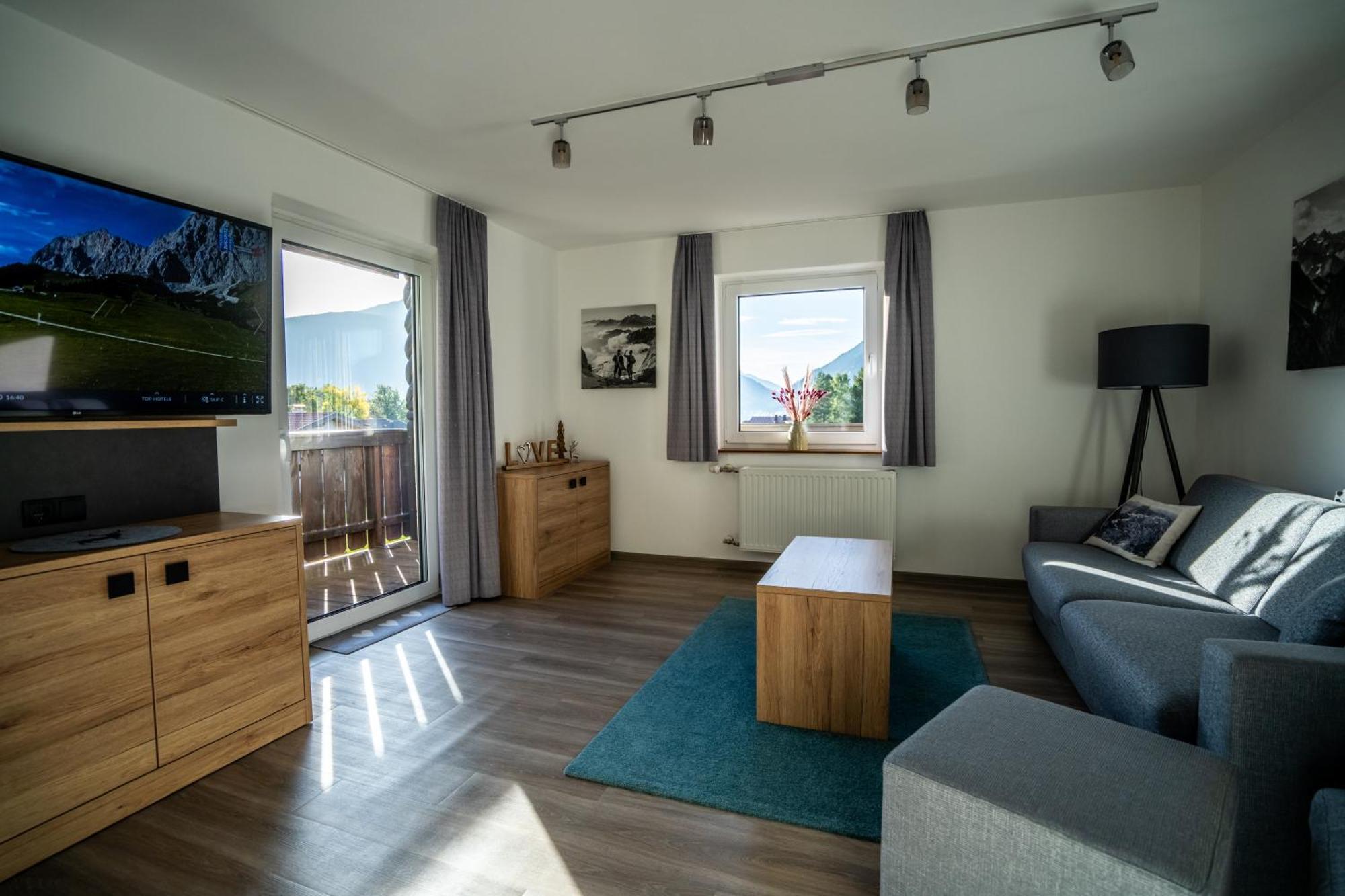 Tiroler Alpblick Appartements エールヴァルト エクステリア 写真
